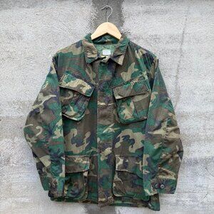 1970 US Military ERDL Camo Slant Pocket Jungle Jacket